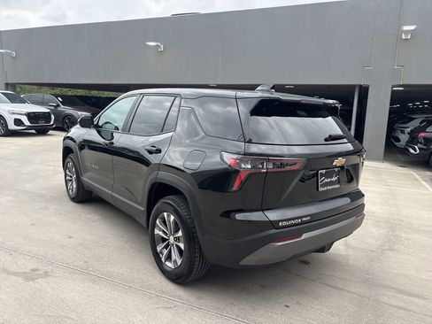 Used 2025 Chevrolet Equinox LT image 8
