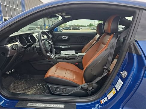 Used 2023 Ford Mustang GT Premium RWD image 9