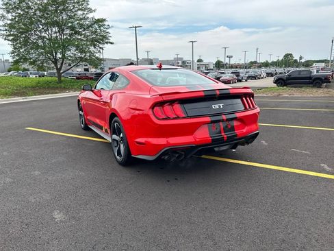 Used 2022 Ford Mustang GT RWD image 9