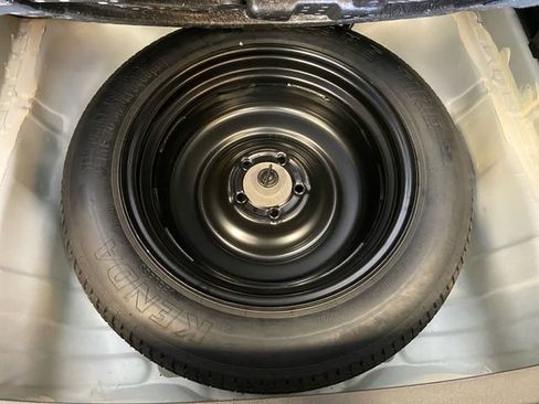 Used 2023 Honda HR-V EX-L image 19