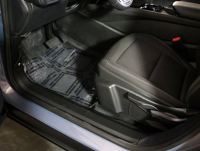 Used 2025 Chevrolet Blazer EV LT FWD image 24
