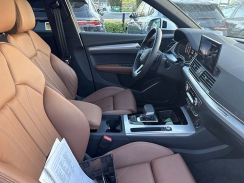 Used 2025 Audi Q5 2.0T Premium w/ Convenience Plus Package image 28