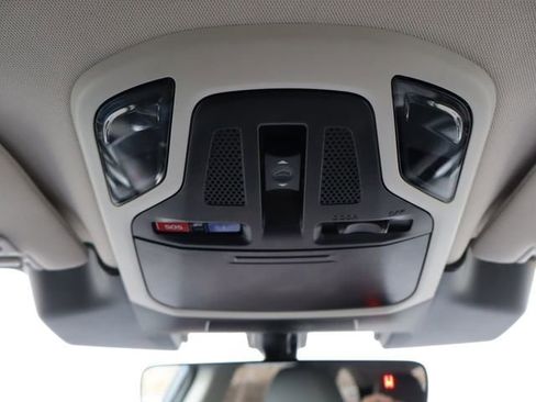 Certified 2025 Subaru Outback Limited w/ Popular Package #2 image 32