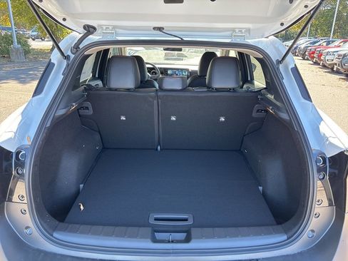 New 2026 Nissan Kicks SR w/ Cold Weather Package FWD image 16