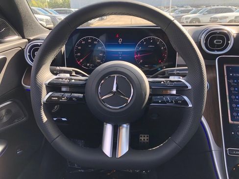 New 2025 Mercedes-Benz C 300 4MATIC Sedan image 18