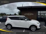 Used 2022 Kia Soul LX image 2