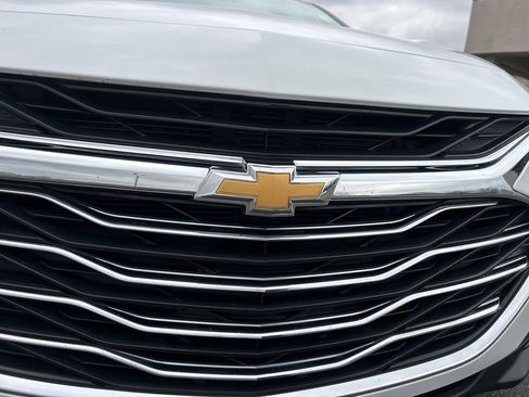 Used 2025 Chevrolet Malibu LT image 33