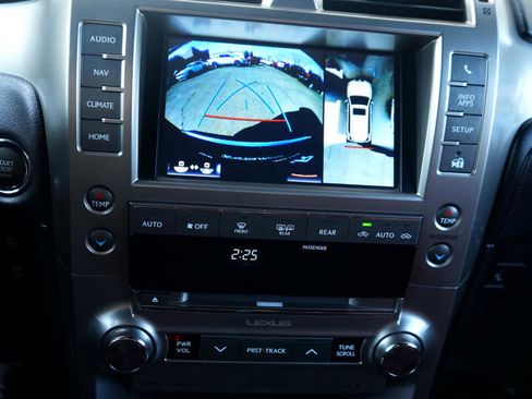 Used 2021 Lexus GX 460 Luxury w/ Sport Design Package image 16