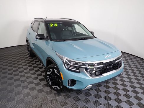 Used 2025 Kia Seltos SX AWD/4WD image 8