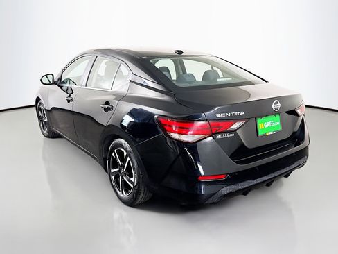 Used 2024 Nissan Sentra SV FWD image 7