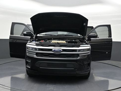 Used 2022 Ford Expedition XLT RWD image 36