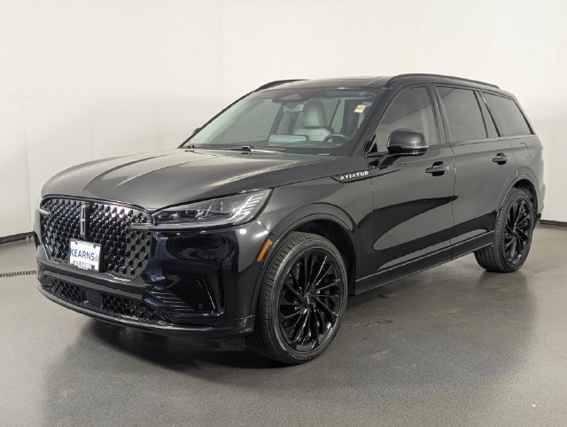 Used 2025 Lincoln Aviator Reserve w/ Jet Appearance Package AWD/4WD image 4