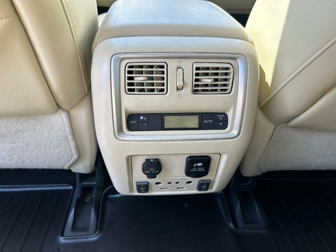 Used 2018 INFINITI QX60 Luxe w/ Deluxe Technology Package AWD/4WD image 26