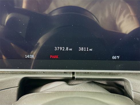 Used 2025 Mercedes-Benz C 300 4MATIC Sedan image 12