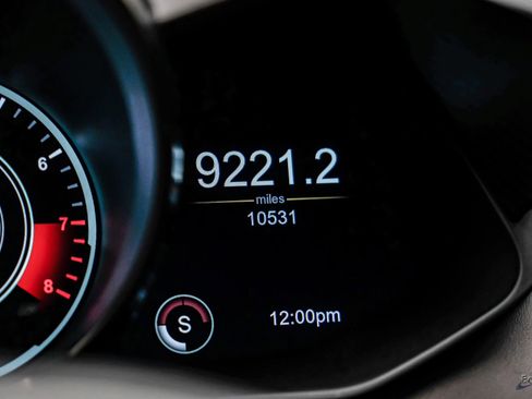 Used 2023 Aston Martin V12 Vantage RWD image 80