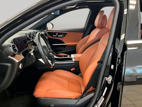 Used 2024 Mercedes-Benz C 300 Sedan image 7