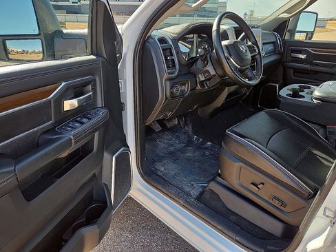 Used 2024 RAM 2500 Laramie image 23