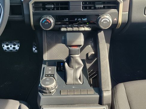 Certified 2025 Toyota Tacoma TRD Sport image 18