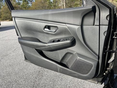 Used 2023 Nissan Sentra S image 13