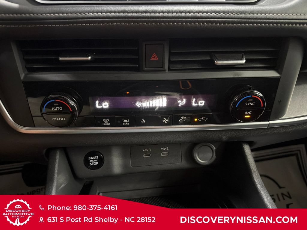 Certified 2025 Nissan Rogue SV AWD/4WD image 18