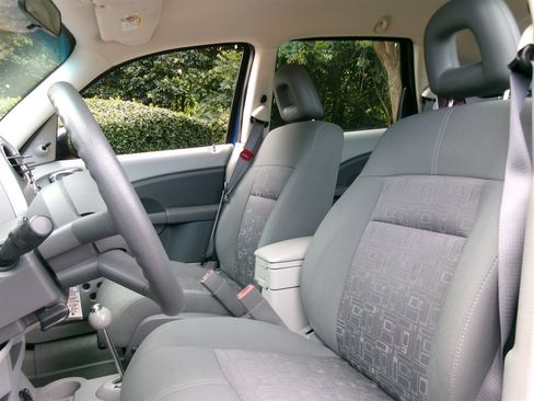 Used 2006 Chrysler PT Cruiser FWD image 13