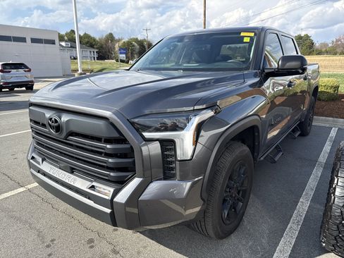 Used 2024 Toyota Tundra SR5 w/ SR5 Convenience Package image 5