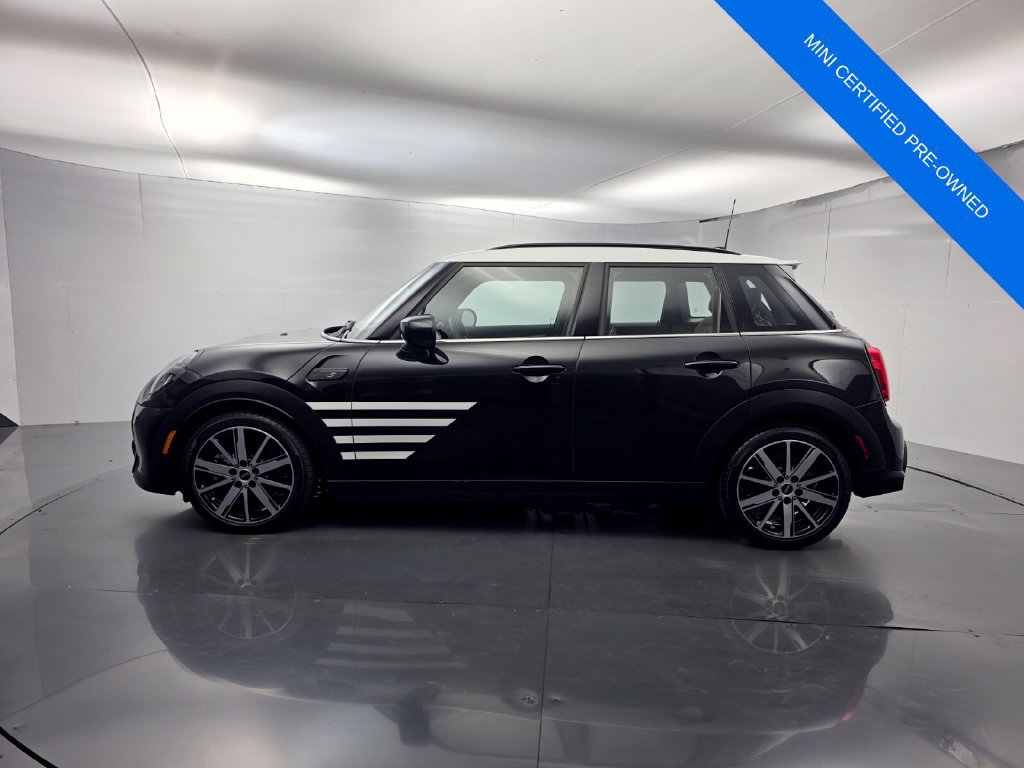 Used 2024 MINI Cooper S w/ Signature Upholstery Package FWD image 7