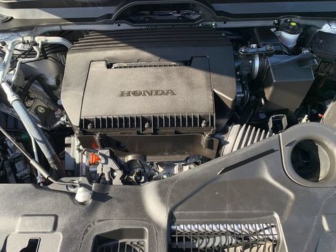 Used 2024 Honda Pilot TrailSport image 28