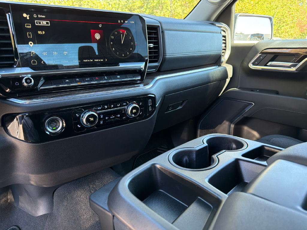 Used 2024 GMC Sierra 1500 Elevation AWD/4WD image 31
