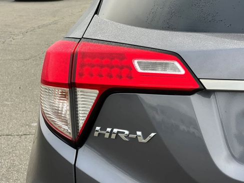 Used 2021 Honda HR-V EX image 29