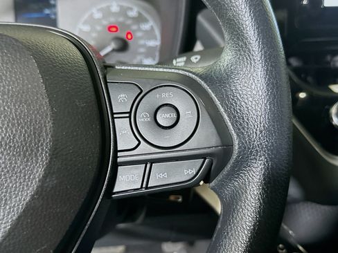 Used 2024 Toyota Corolla LE FWD image 17
