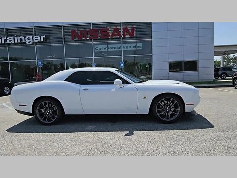 Used 2023 Dodge Challenger R/T Scat Pack w/ Plus Package RWD image 36