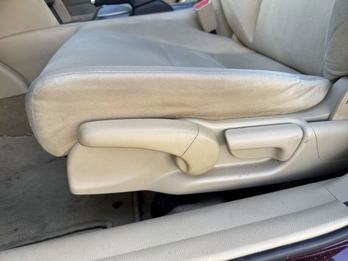 Used 2012 Honda Accord LX image 15