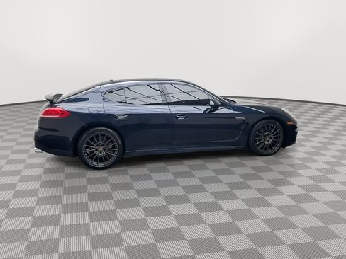 Used 2016 Porsche Panamera 4 Edition image 38