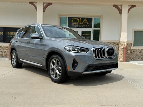 Used 2024 BMW X3 sDrive30i w/ Convenience Package RWD image 2