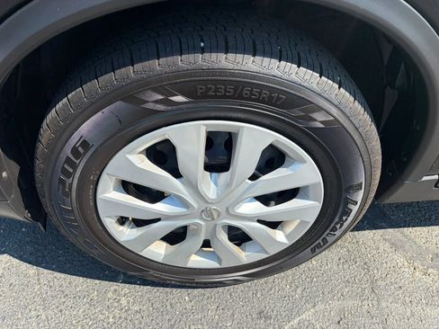 Used 2016 Nissan Rogue S FWD image 9