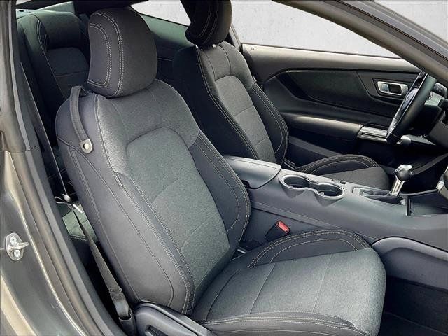 Used 2025 Ford Mustang Coupe RWD image 9