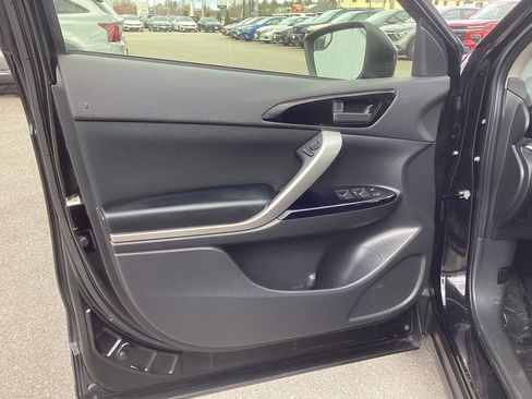 Used 2024 Mitsubishi Eclipse Cross LE AWD/4WD image 9