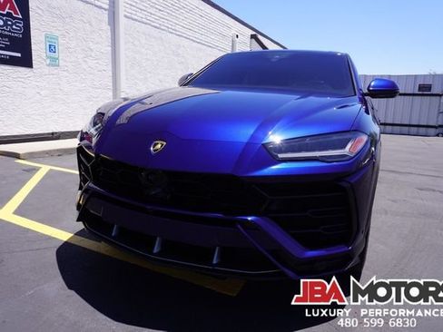 Used 2021 Lamborghini Urus AWD/4WD image 41