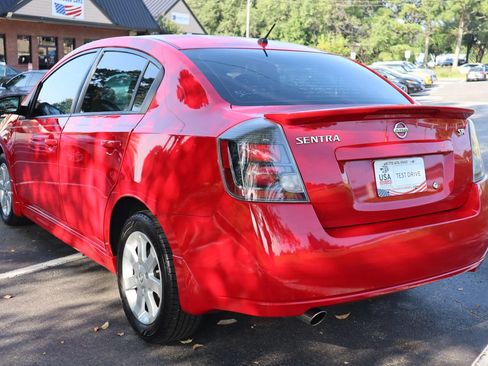 Used 2012 Nissan Sentra 2.0 SR FWD image 4