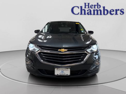 Used 2019 Chevrolet Equinox LT image 2