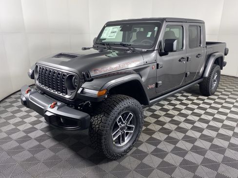 New 2026 Jeep Gladiator Mojave AWD/4WD image 9