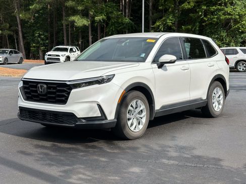 Used 2023 Honda CR-V LX image 5