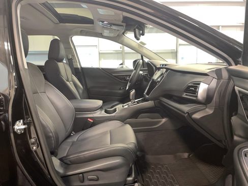 Used 2025 Subaru Outback Limited image 24