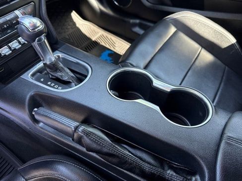 Used 2022 Ford Mustang Premium RWD image 28