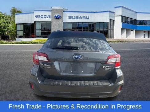 Used 2019 Subaru Outback 3.6R Limited AWD/4WD image 4