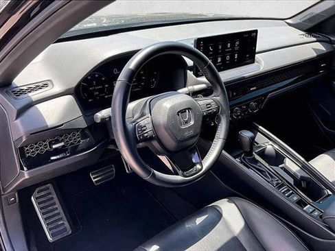 Used 2024 Honda Accord Sport image 14
