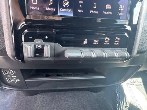 Used 2026 RAM 2500 Big Horn AWD/4WD image 22