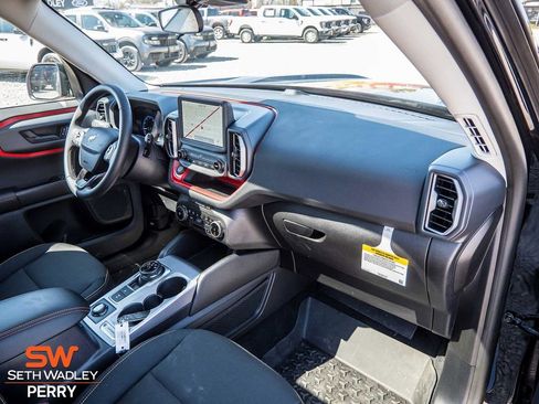 Used 2024 Ford Bronco Sport Free Wheeling w/ Convenience Package image 10