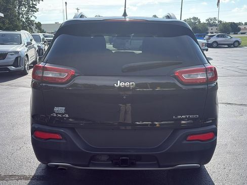 Used 2015 Jeep Cherokee Limited w/ Trailer Tow Group AWD/4WD image 4